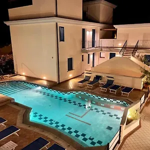  Appartamento Borgo Al Mare
